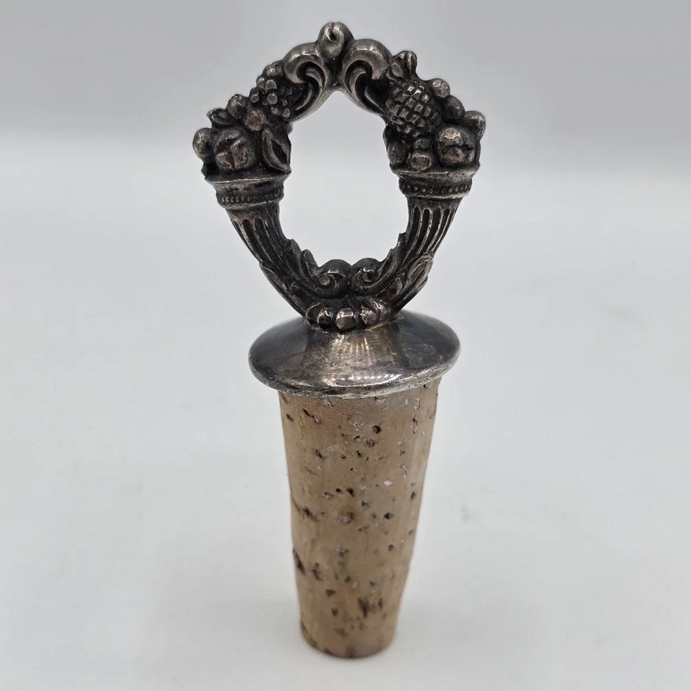Vintage Reed‎ &  Barton Silver Tone Grape Vine Cork Stopper Wine Bottle Sealer